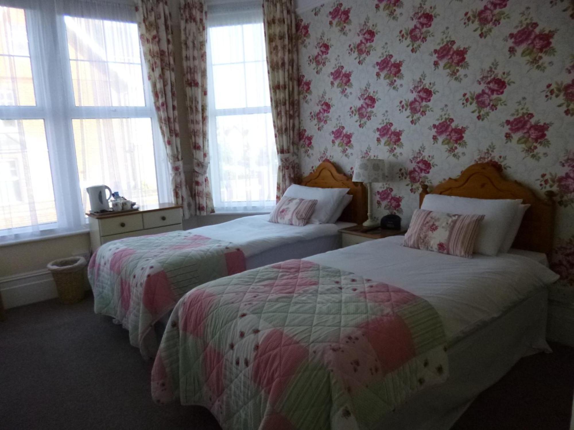 Beamsley Lodge B&B 伊斯特布恩 客房 照片